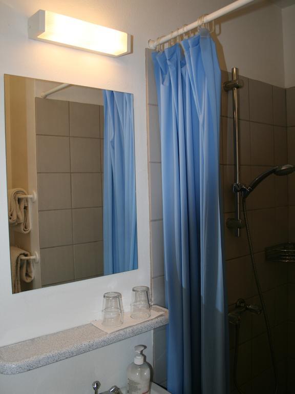 Brekkulaekur Guesthouse Hunathing Vestra Room photo