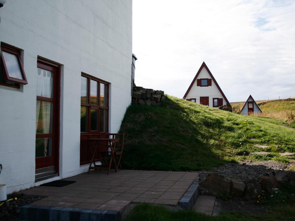 Brekkulaekur Guesthouse Hunathing Vestra Exterior photo