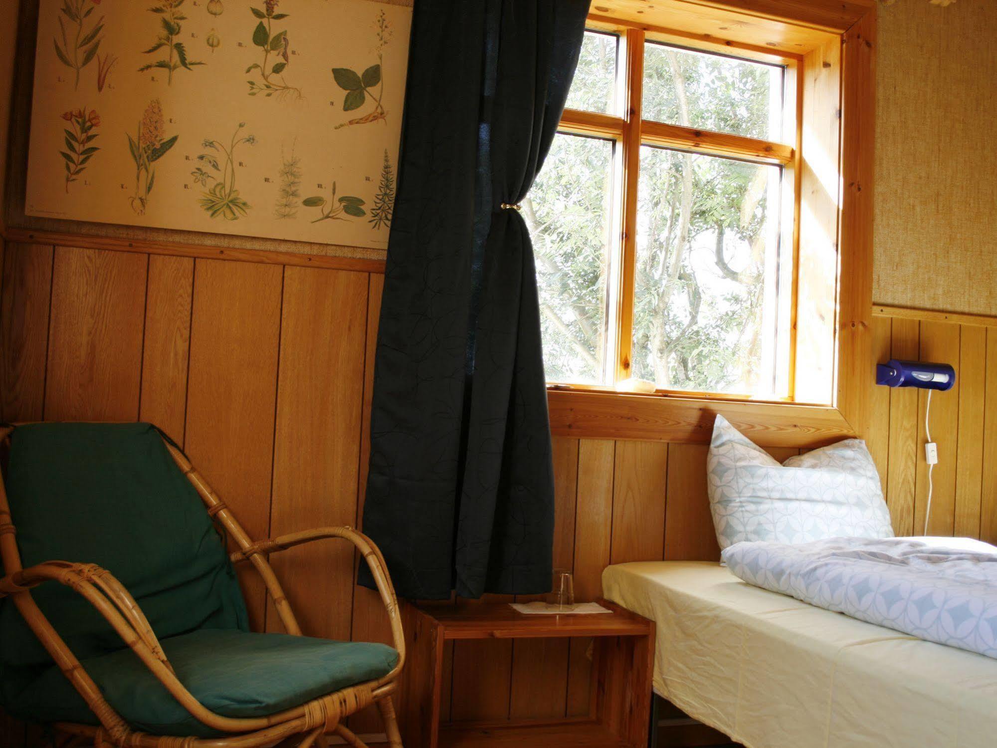 Brekkulaekur Guesthouse Hunathing Vestra Exterior photo